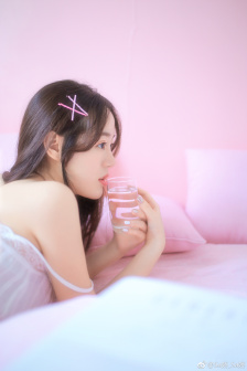 家里没人叫大声点我想听